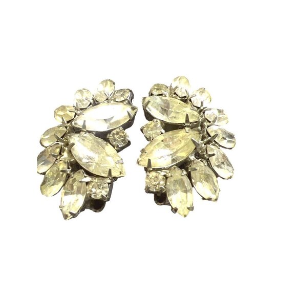 Weiss Vintage Rhinestone Clip-on Earrings Prong Settings Rhodium Plate Cool Girl - Picture 1 of 9